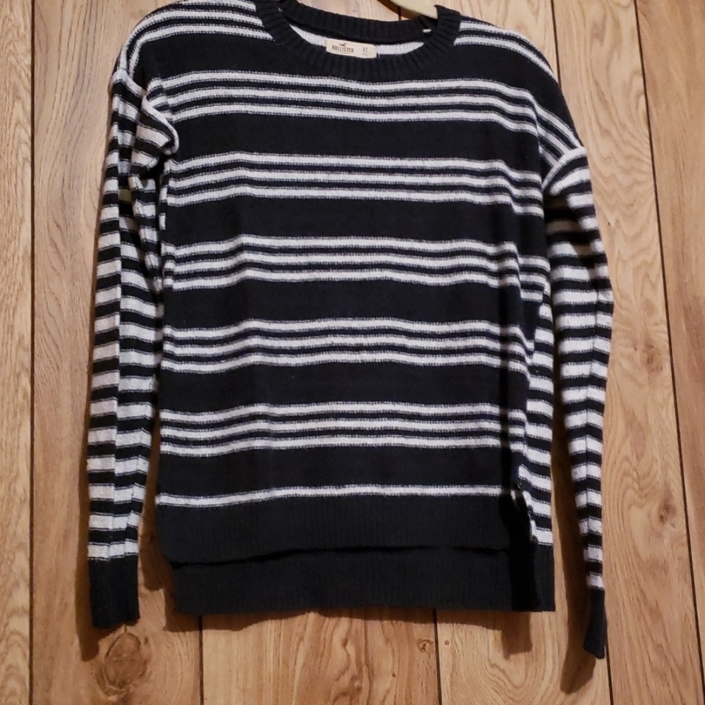 Long sleeve sweater